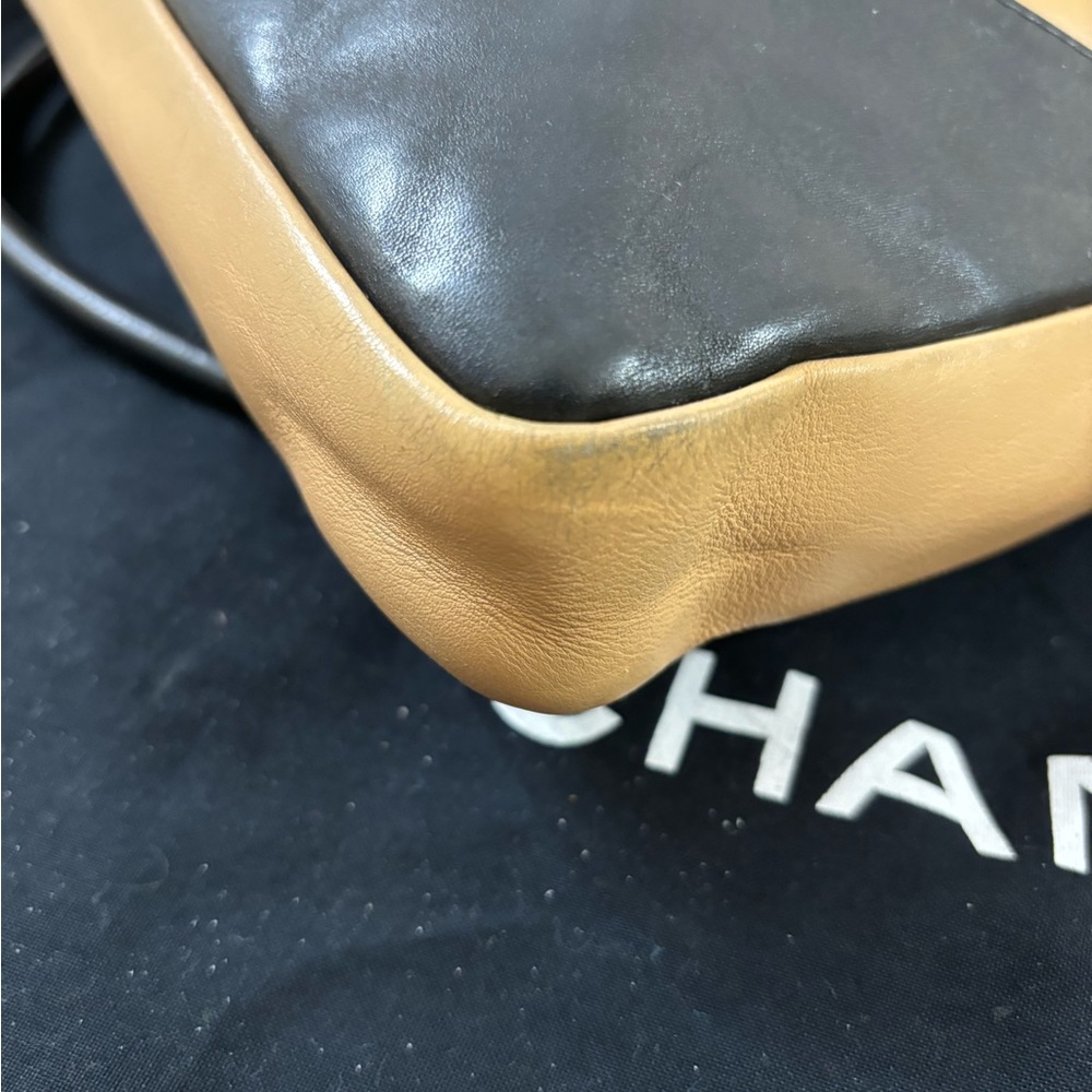 ๐ Chanel CC Cambon line Crossbody bag - Picture 7 of 13